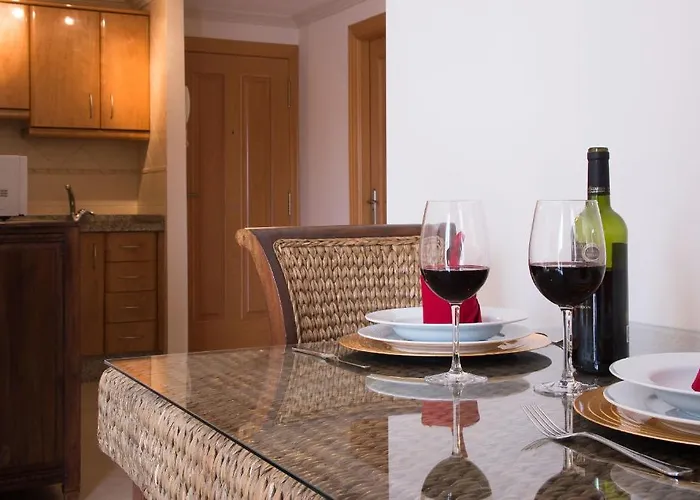 Appartement Plaza Cavana 5 *