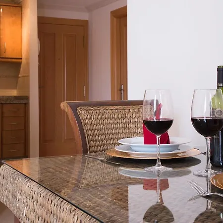 Apartment Plaza Cavana 5 *